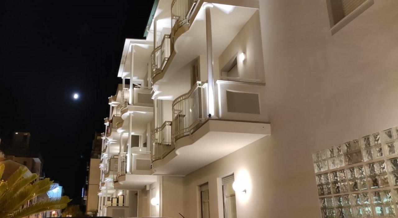 Hotel Des Bains Cattolica Eksteriør billede