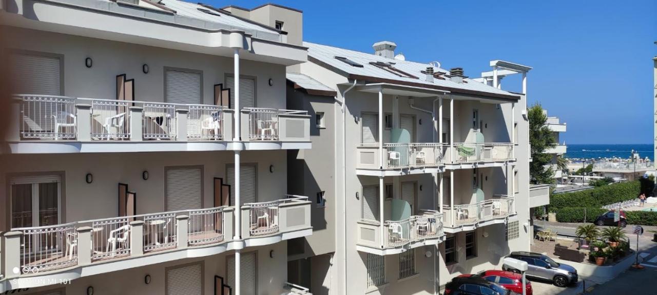 Hotel Des Bains Cattolica Eksteriør billede