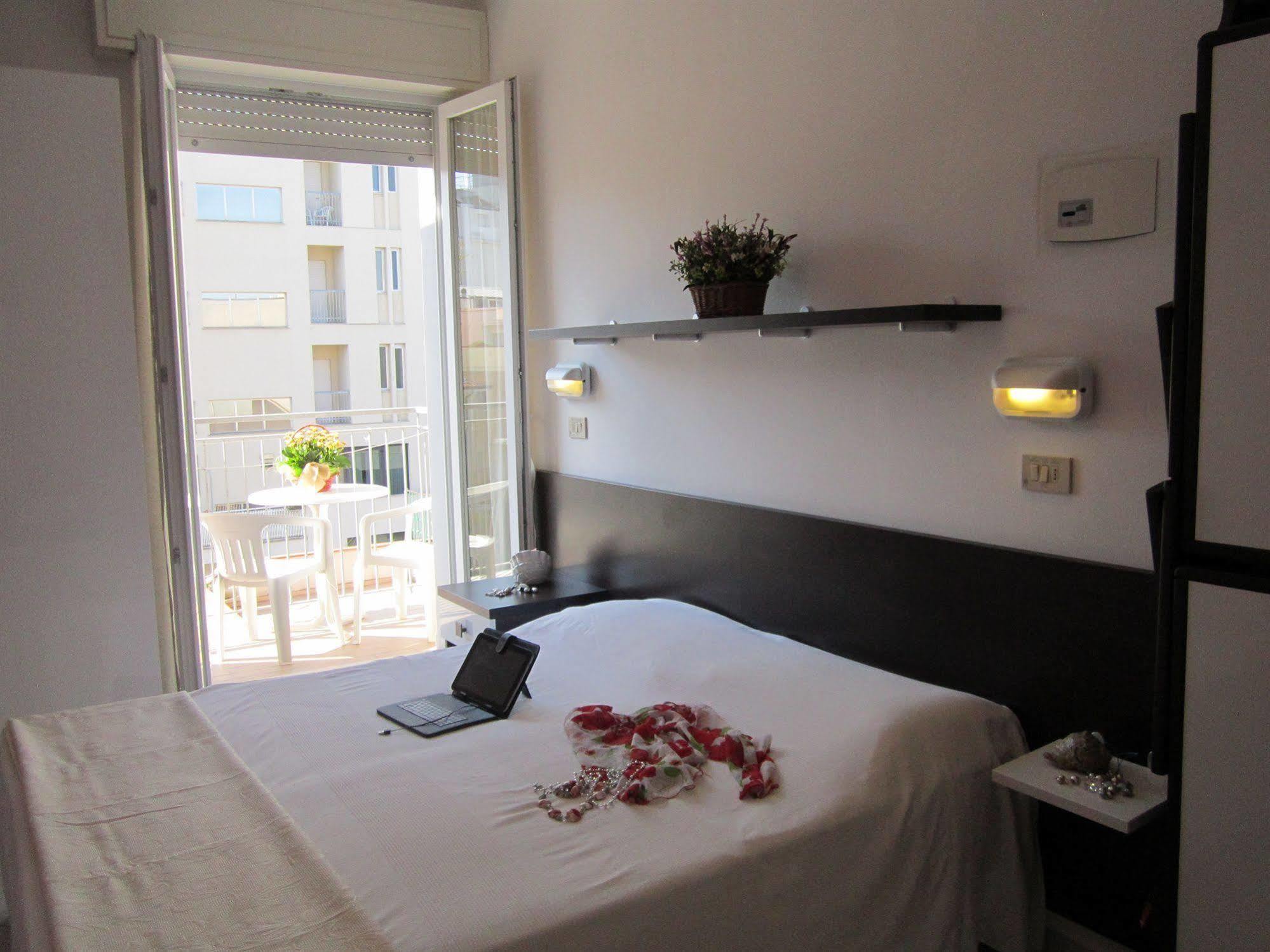 Hotel Des Bains Cattolica Eksteriør billede